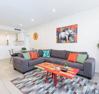 Urban Jungle Executive Apartment in Heart of CBD - Accommodation NSW