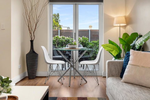 Urban Rest - Banq - Accommodation NSW 0
