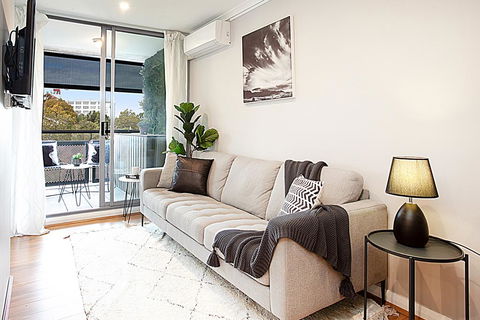 Urban Rest - Elizabeth St - Accommodation NSW 3