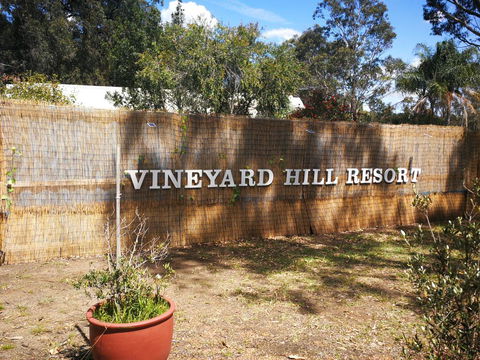Vineyard Hill Resort - Accommodation NSW 0