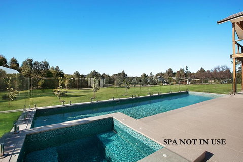 Vineyard Views - Accommodation NSW 3