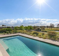 Vintage on the 8th - Accommodation NSW