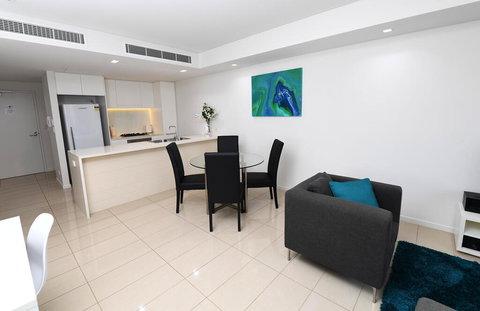 WATERFRONT DARWIN TROPICAL GEM - Accommodation NSW 2