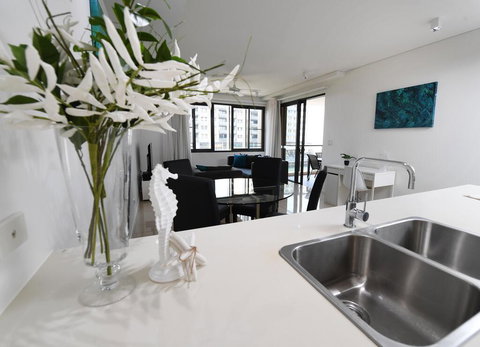 WATERFRONT DARWIN TROPICAL GEM - Accommodation NSW 0