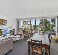 Waterfront resort living with space for the family - Accommodation NSW