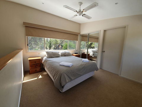 Waterfront Retreat At Wattle Point - Accommodation NSW 3