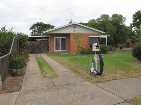 Clarke Street - Accommodation NSW 16