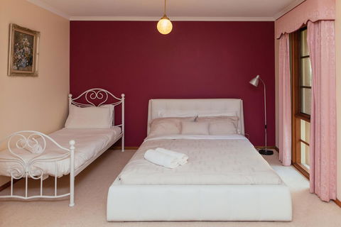 The Dan - Accommodation NSW 7
