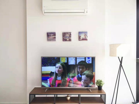 CBD Spacious 3 Bedrooms-Breathtaking View Gym Pool - Accommodation NSW 40