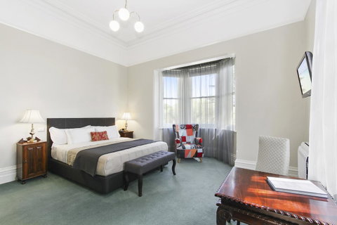 The Riversleigh - Accommodation NSW 13