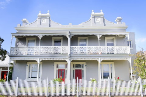 The Riversleigh - Accommodation NSW 21
