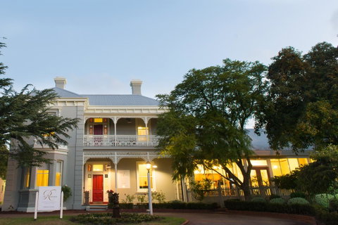 The Riversleigh - Accommodation NSW 23