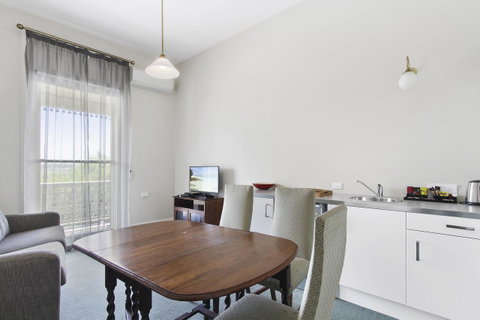 The Riversleigh - Accommodation NSW 26