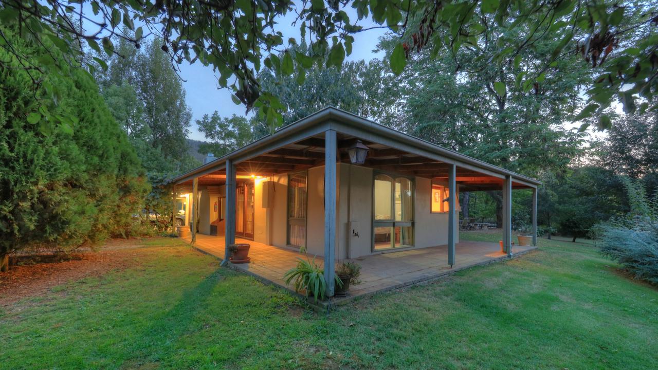 Porepunkah VIC Accommodation NSW