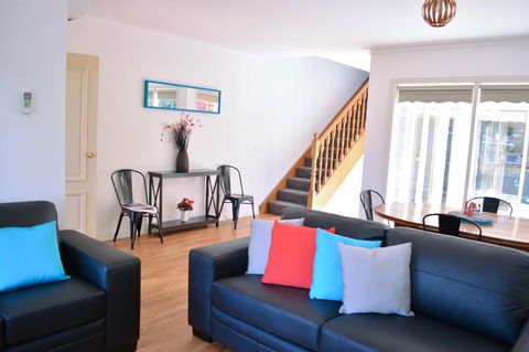 Turner Terrace - Accommodation NSW 6
