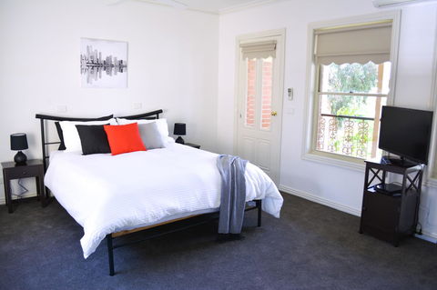 Turner Terrace - Accommodation NSW 11
