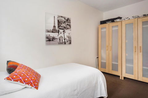 Melbourne Villa - Accommodation NSW 34