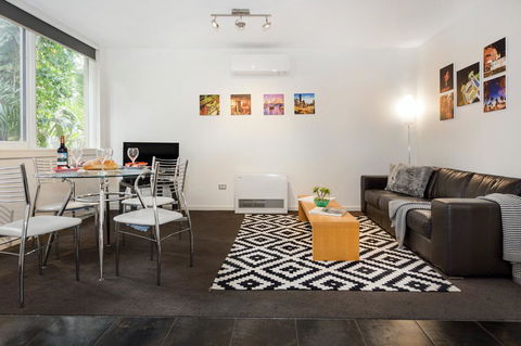 Melbourne Villa - Accommodation NSW 1