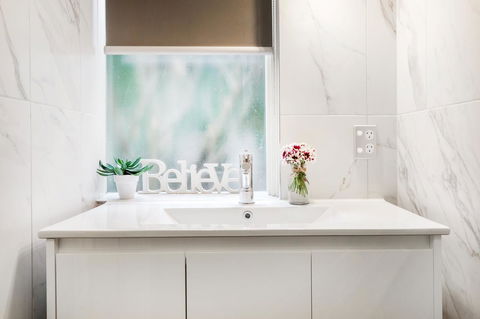 Melbourne Villa - Accommodation NSW 26