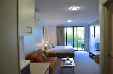 Mansfield Apartments - Accommodation NSW 17