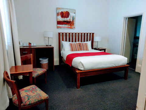 Ansonia On Lydiard - Accommodation NSW 31