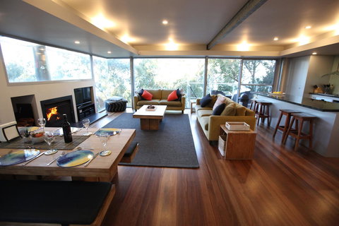 Lorne Luxury - Accommodation NSW 7