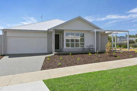 Tidal Changes - Rejuvenate Stays - Accommodation NSW 9