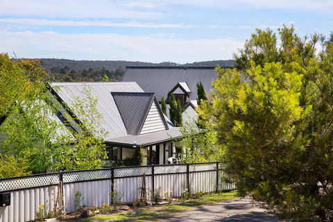 Cottage 4A - Accommodation NSW 12