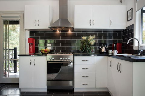 Cottage 4A - Accommodation NSW 3