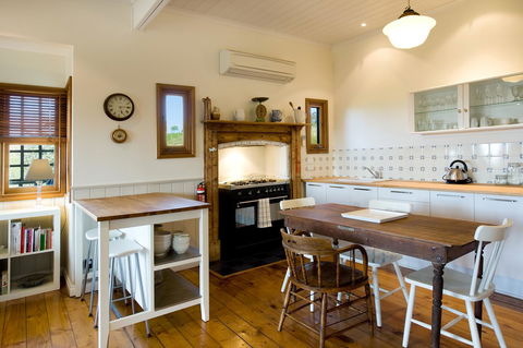Cabrito - Accommodation NSW 2