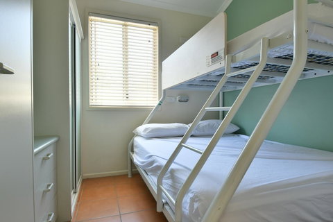 BIG4 Breeze Holiday Parks - Rainbow Beach - Accommodation NSW 2