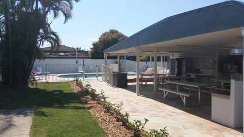 Alex Beach Cabins And Tourist Park - Accommodation NSW 15