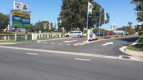 Alex Beach Cabins And Tourist Park - Accommodation NSW 19
