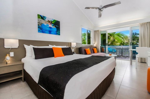 By The Sea Port Douglas - Accommodation NSW 2
