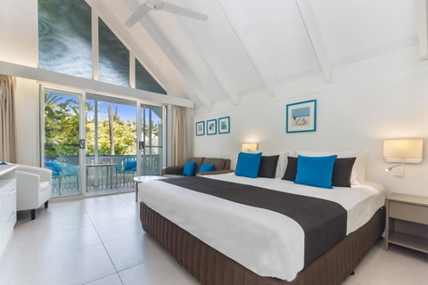 By The Sea Port Douglas - Accommodation NSW 9