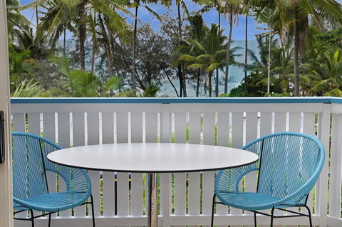 By The Sea Port Douglas - Accommodation NSW 5