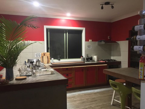 KiteSurf 1770 Beach House - Accommodation NSW 9