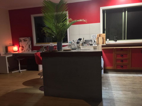 KiteSurf 1770 Beach House - Accommodation NSW 24