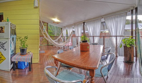 KiteSurf 1770 Beach House - Accommodation NSW 10