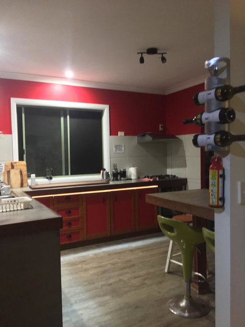 KiteSurf 1770 Beach House - Accommodation NSW 5