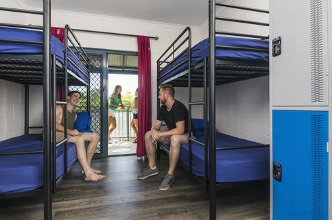 Summer House Cairns - Accommodation NSW 30