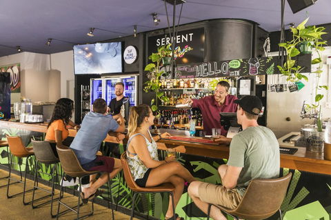 Summer House Cairns - Accommodation NSW 16