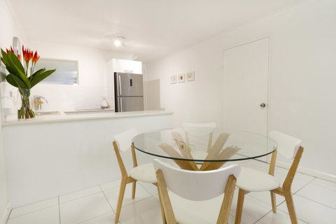 The White House Port Douglas - Accommodation NSW 13