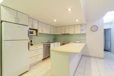 The White House Port Douglas - Accommodation NSW 22