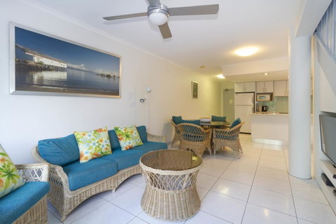 The White House Port Douglas - Accommodation NSW 24