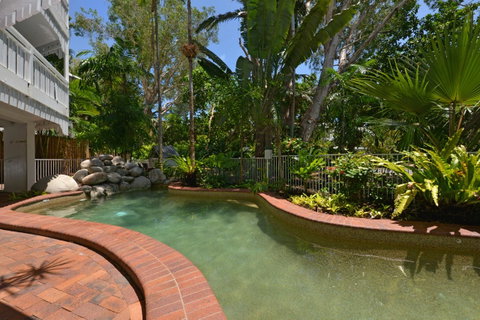 The White House Port Douglas - Accommodation NSW 17