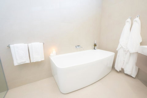 Pacific Hotel Cairns - Accommodation NSW 23