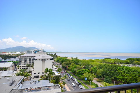 Pacific Hotel Cairns - Accommodation NSW 7