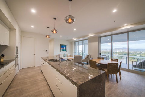 Empire Apartment Hotel Rockhampton - Accommodation NSW 3