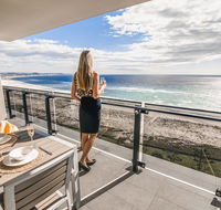 Iconic Kirra Beach Resort - Accommodation NSW
